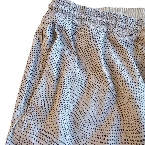 Men's Lululemon Speckled Drwastring 7" shorts. Size XXL - Picture 6 of 8
